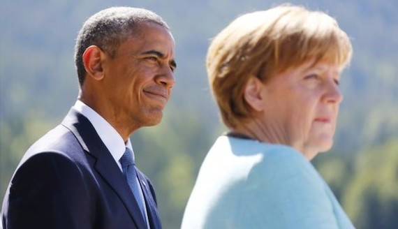 Obama conversa con Merkel sobre la importancia de que Grecia siga en el euro
