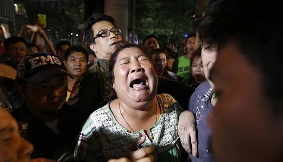 Un doble atentado en el centro de Bangkok deja al menos 19 muertos y casi un centenar de heridos