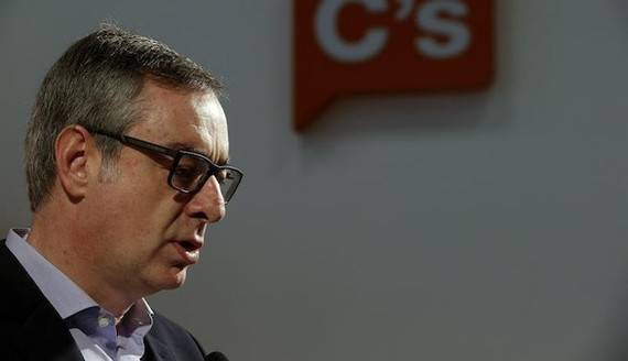 Ciudadanos critica a PSOE y PP y llama al dilogo