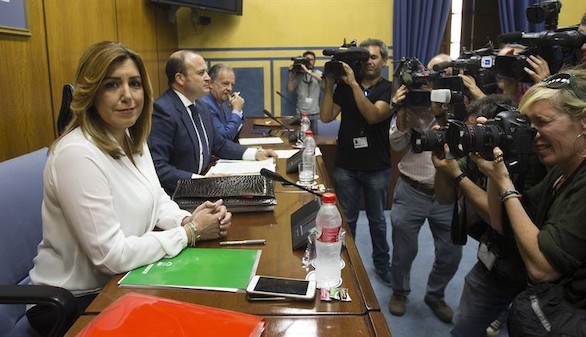 Susana Daz quiere ahora culpar al Gobierno del escndalo de los cursos