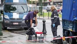 Ataque a cuchilladas a dos policas belgas al grito de 
