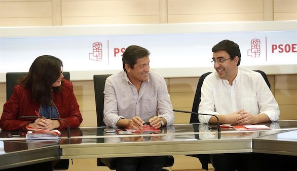 La gestora del PSOE nombra nuevos portavoces para el Senado y Bruselas