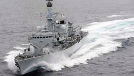 La Royal Navy britnica escolta a buques de guerra rusos en el Canal de la Mancha