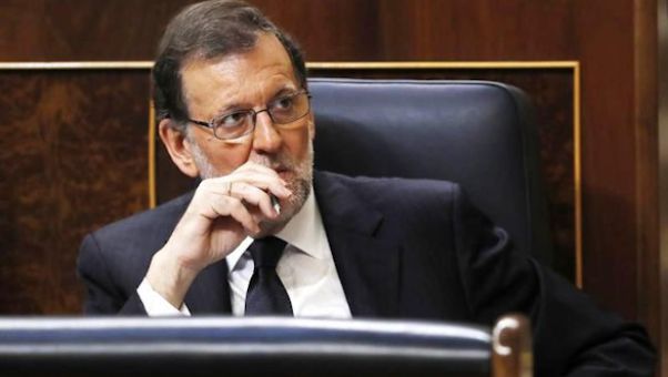 Debate de guante blanco entre el lder del PP y Hernando, que justific la abstencin del PSOE. Por Hayda Ramos