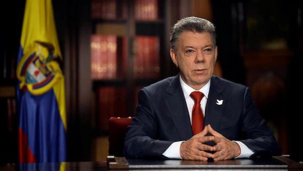 Santos ha negociado cambios en el texto con Uribe y Pastrana, repsentantes del 'no'.