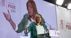 'La gente quiere que el PSOE vuelva, pero no el pasado'.