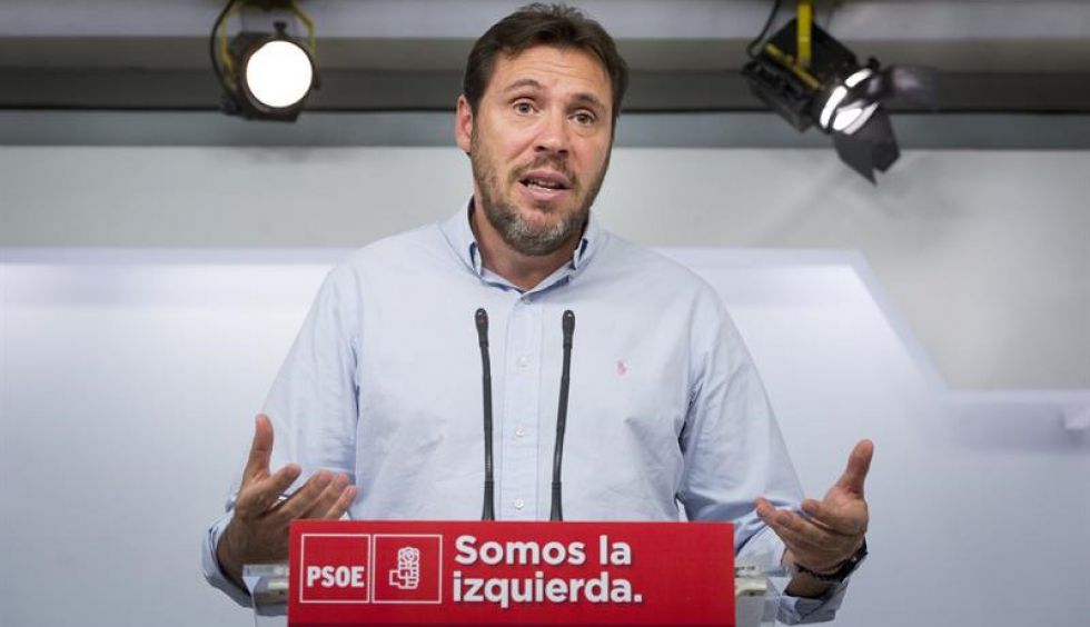 El PSOE, tras reunirse con los sindicatos, se abstendrá en el CETA.
