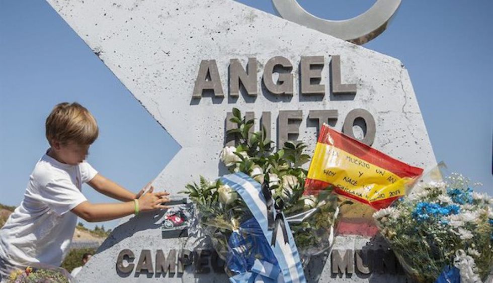 Circuitos como el Jarama o Jerez abren sus puertas para rendirle tributo.