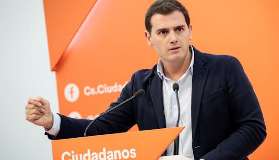 El líder de Ciudadanos transmite su apoyo a Rajoy para que aplique el 155.