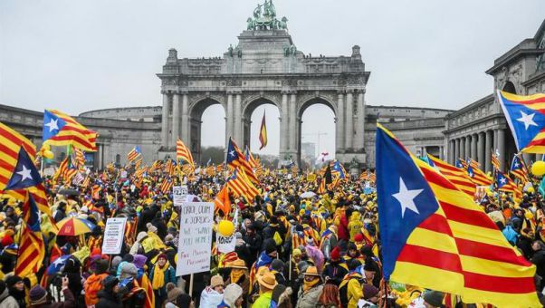 El 'expresident' ha afirmado ante una multitud de independentistas en Bruselas que 'Catalua es la mejor cara de Europa'.