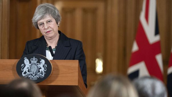 La 'premier' británica lanza un aviso al Parlamento: 'Si el Reino Unido rechaza el acuerdo se enfrenta a consecuencias desconocidas'.