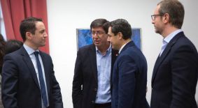 Primera reunin entre ambos partidos para formar gobierno en Andaluca.