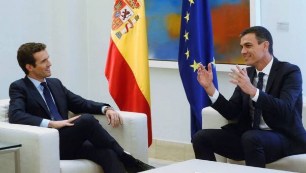 Felipe González y Rajoy han sido los primeros instigadores de la idea de una gran coalición postelectoral entre Partido Popular y PSOE.