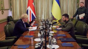 Fuerzas especiales británicas entrenan a tropas en Ucrania