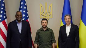 EEUU reanuda su actividad diplomática en Kiev tras la visita de Blinken