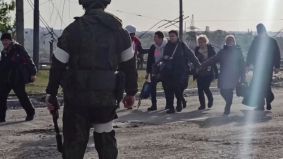 Ucrania anuncia que ha completado la evacuación de todos los civiles de Azovstal
