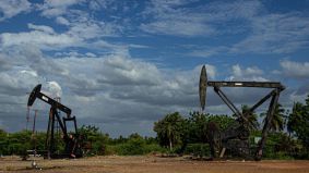 La OPEP aumenta un 50% su producción hasta 648.000 barriles diarios