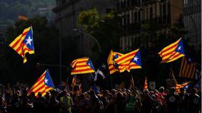 Descafeinada manifestación de la Diada por la división de los separatistas