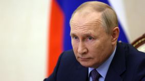Decenas de concejales rusos solicitan ante la Duma que acuse a Putin de alta traición