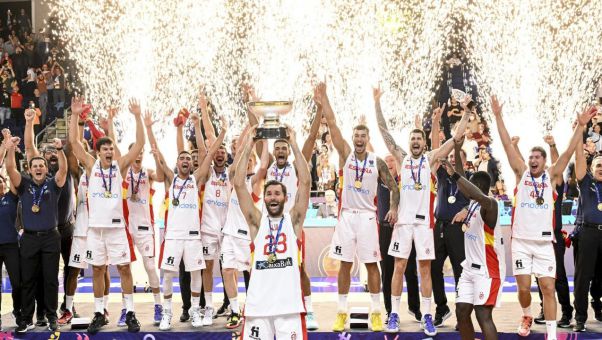 El equipo de Sergio Scariolo reina en Europa por cuarta vez al imponerse a Francia por 88-76.