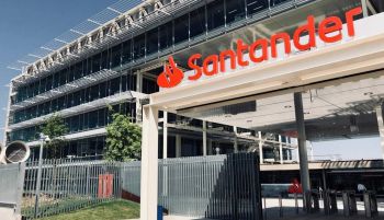 Santander convocará más de 80.000 becas en el segundo semestre de 2022