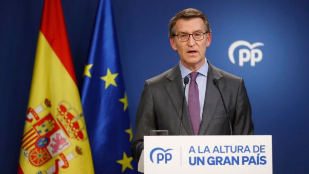 El presidente del PP acusa a Sánchez de 'doblegarse ante las pretensiones de los sediciosos para ganar tiempo'.