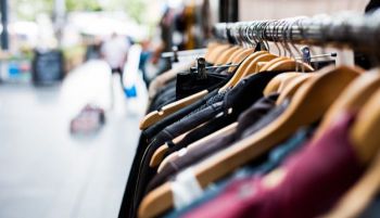 Inditex se estrena en el mercado de la ropa de segunda mano
