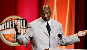 Michael Jordan dona 10 millones de dólares a la solidaridad por su 60 cumpleaños