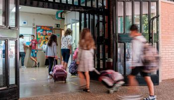 El Foro España Cívica reflexiona sobre la divergencia de los programas educativos en España
