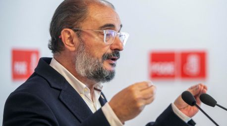 Renuncian en bloque los candidatos socialistas de Aragón por los cambios de Ferraz