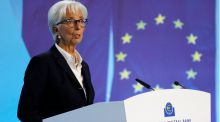 Lagarde advierte de que todavía queda recorrido para más subidas de tipo
