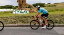 Tour de Francia. El español Enric Mas abandona tras sufrir una dura caída