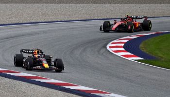 GP Austria. Sainz pierde dos puestos y Alonso sube uno en el triunfo incontestable de Verstappen