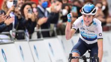 Giro de Italia femenino. Van Vleuten regala a Movistar un histórico título