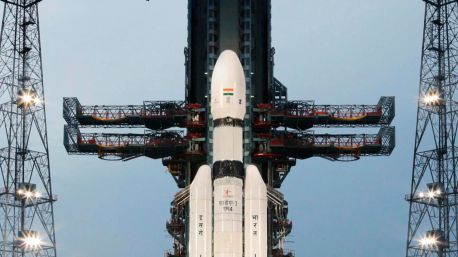 La India se lanza de nuevo hacia el inexplorado polo sur de la Luna
