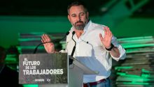 Abascal llama a los votantes del PP 'perplejos' con los pactos que ofrece Feijóo a Sánchez