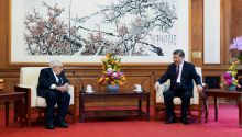 Kissinger, 'viejo amigo' de China, visita Pekín entre intentos para reparar las relaciones