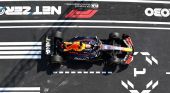 GP Hungría. Max Verstappen funde los plomos de Lewis Hamilton en Hungaroring
