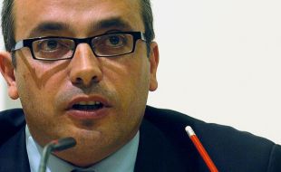 La justicia ordena readmitir a Alfredo Urdaci en RTVE, casi 20 años después