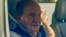 El Rey Juan Carlos vuelve por tercera vez a España