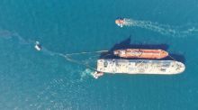 Un trasvase de fuel en el puerto de Gibraltar provoca un vertido en la bahía de Algeciras