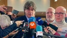 Puigdemont se chotea del PSOE y llama a los socialistas 'maestros del filbusterismo'