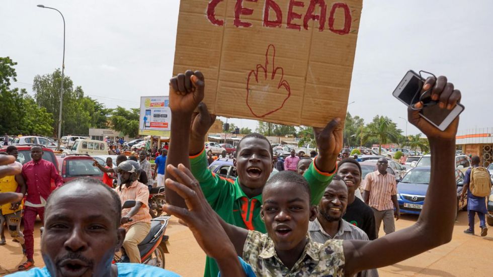 Crece la tensión en Níger: alianzas, ultimátums y respuesta de la Cedeao