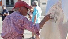 Antonio López continúa en la Puerta del Sol el paisaje que inició hace más de una década