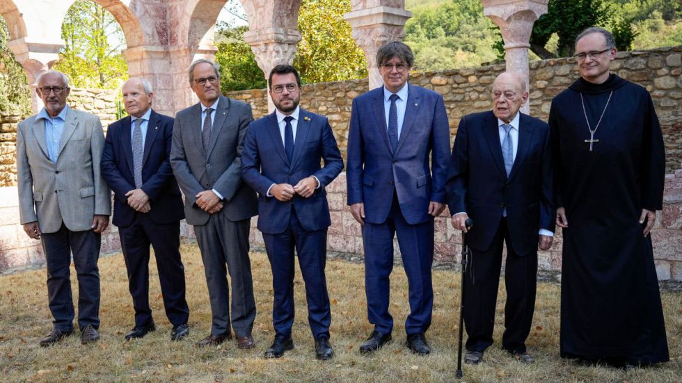 Puigdemont viaja a Francia en su primer acto desde la retirada de inmunidad