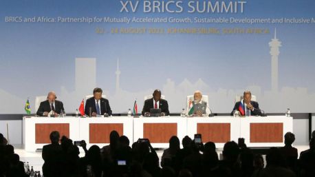 Los BRICS se amplían con Argentina, Arabia Saudí, Egipto, Etiopía, Emiratos e Irán
