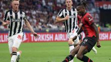 Liga de Campeones. El Milan perdona al Newcastle en la apertura del grupo de la muerte