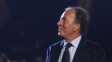 Juan Carlos I felicita a Julio Iglesias por su 80 cumpleaños