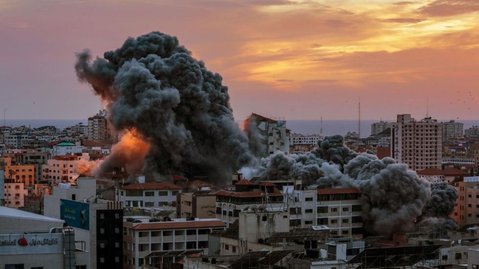 Ya se superan los 900 muertos en el primer día de la guerra árabe-israelí