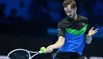 Finales ATP. Medvedev frena a Zverev y sella su pase a semifinales